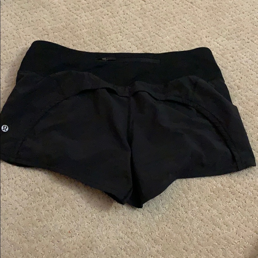 Black Speed-up shorts